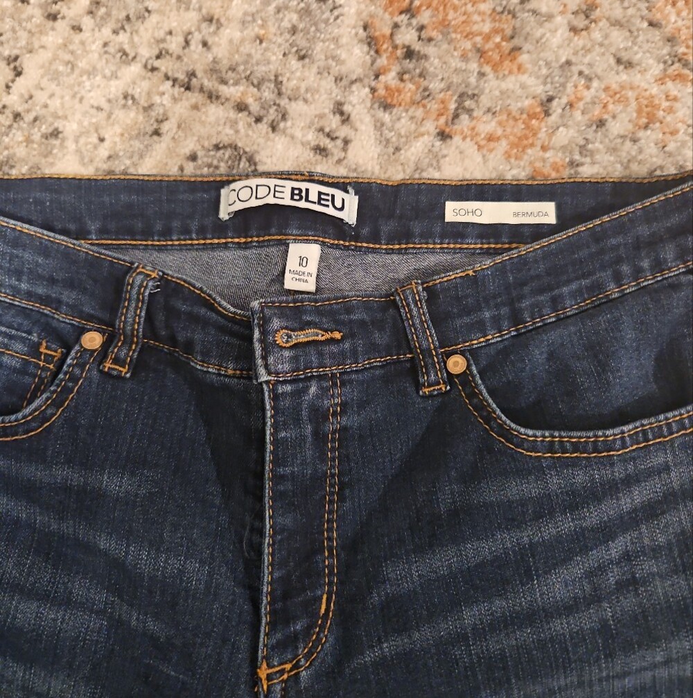 Code Bleu Indigo Rolled Cuff Denim Shorts - Picture 2 of 4